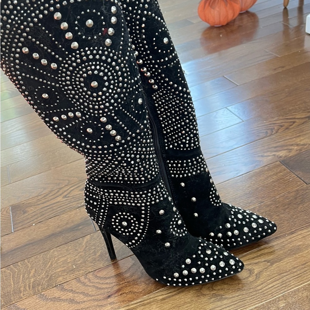 Lola black suede studded boots never worn 8 1/1